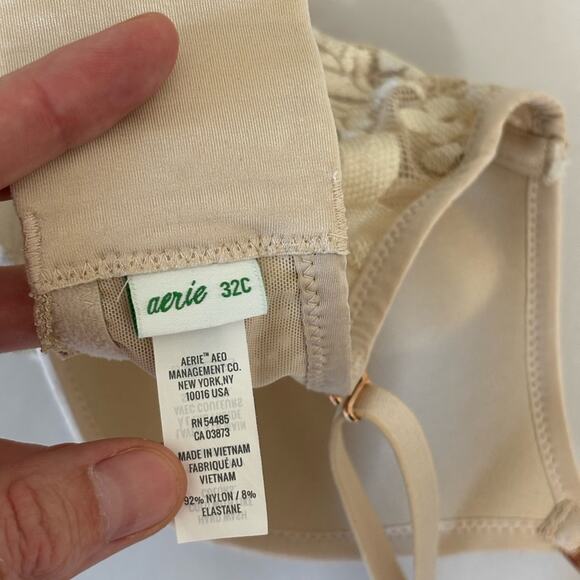 Aerie Lace Push-up Bra in Light Tan/Nude - Size 32C - Picture 4 of 5